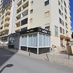 B98 - Rio A Vista Da Rocha