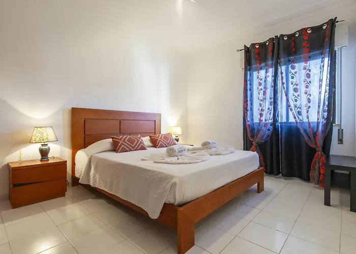 B98 - Rio A Vista Da Rocha