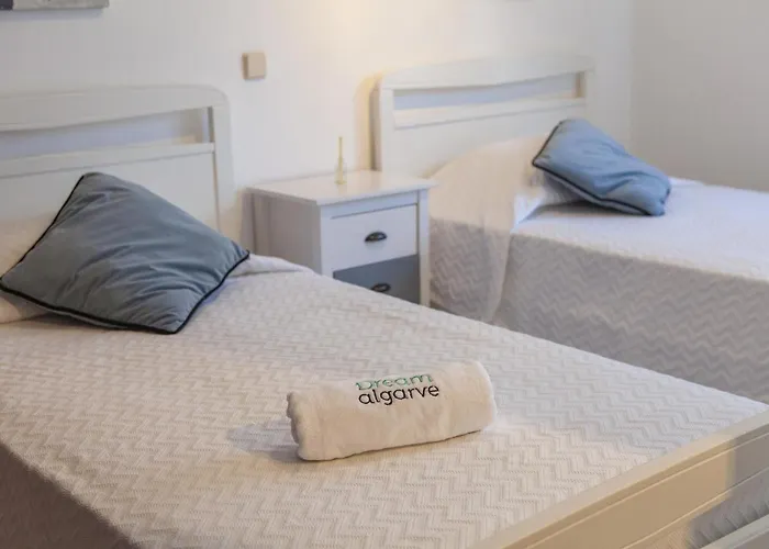 B98 - Rio A Vista Da Rocha *